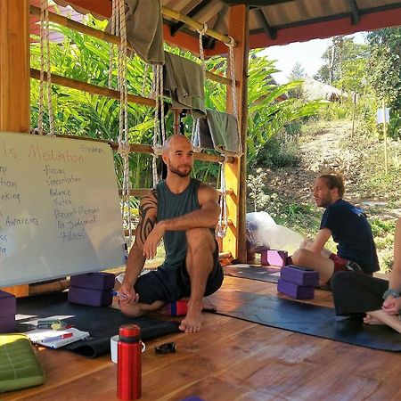 True Nature Chiang Mai - Yoga & Meditation Homestay Retreat Екстер'єр фото