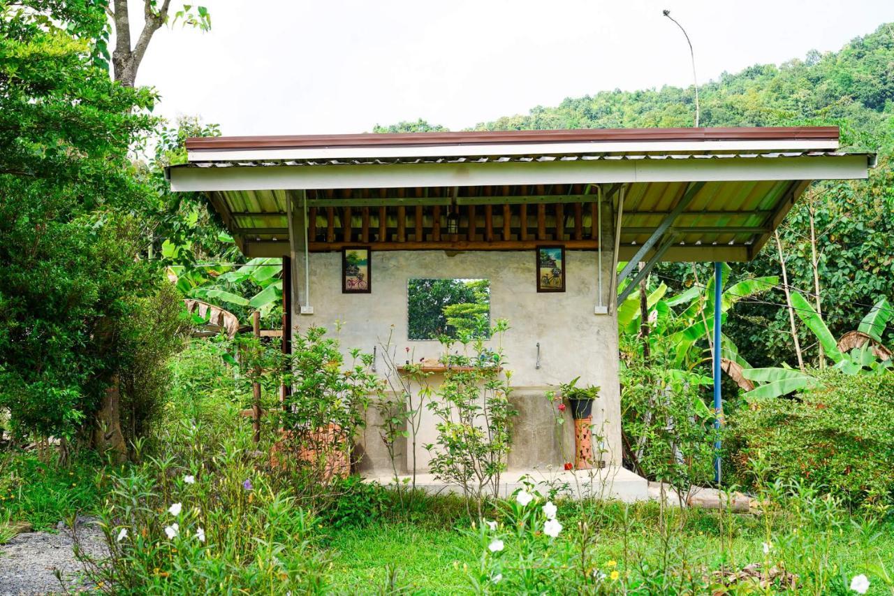 True Nature Chiang Mai - Yoga & Meditation Homestay Retreat Екстер'єр фото